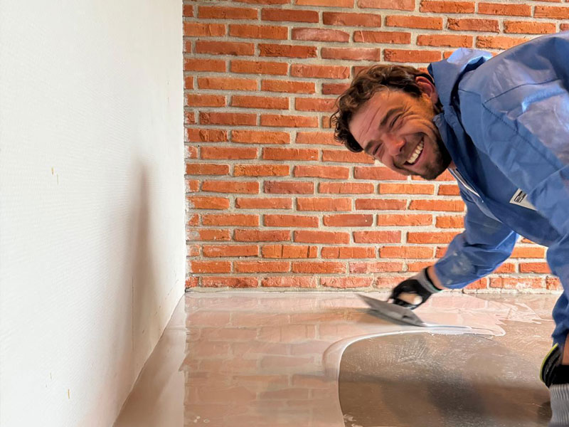 Vloerverwarming Natbouw egaliseren vloer Ecotherm Vloerverwarming